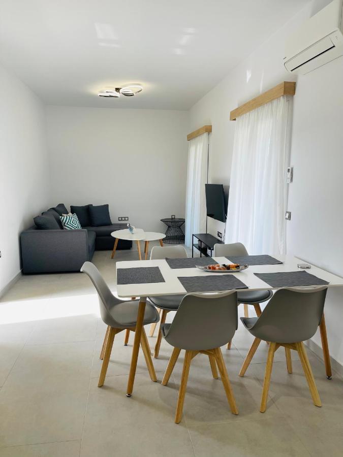 Apartment Rodelia 1 *
